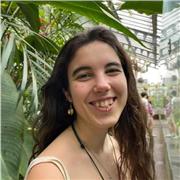 Profesora de clases particulares en Barcelona, tanto de catalán como de cualquier asignatura básica o del ámbito de las humanidades o artes.